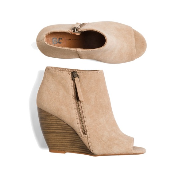 Tan wedge peeptoe - Picture 1 of 9